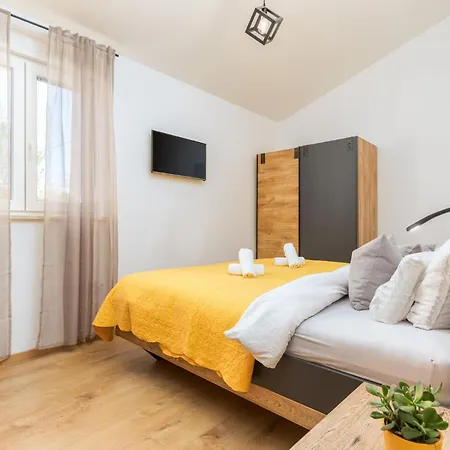 3 Bedroom Gorgeous In Дом отдыха